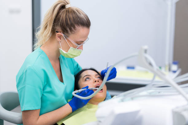 Best Orthodontic Emergency Dentist in Rancho Alegre, TX